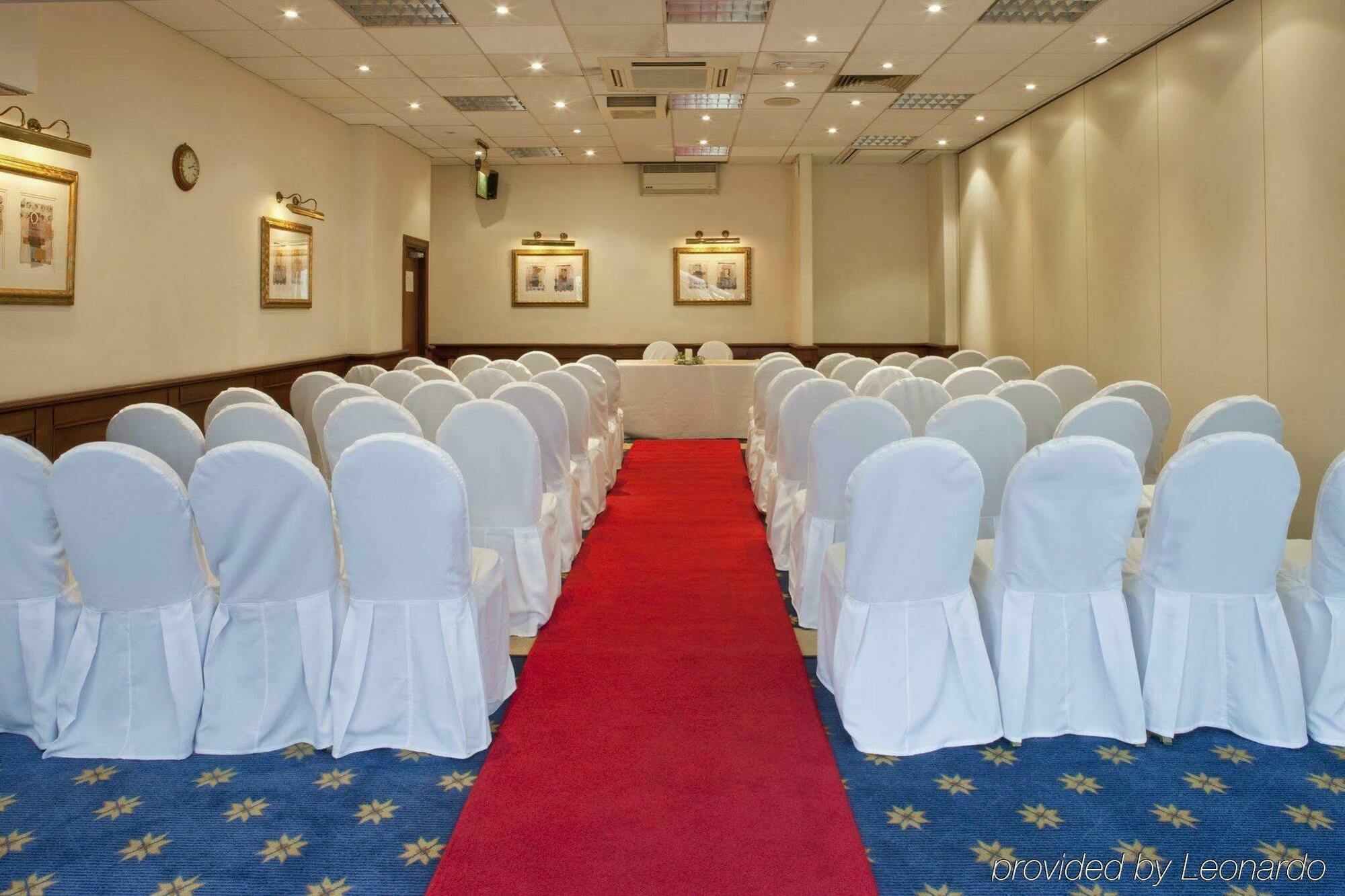Holiday Inn Norwich North By Ihg Зручності фото
